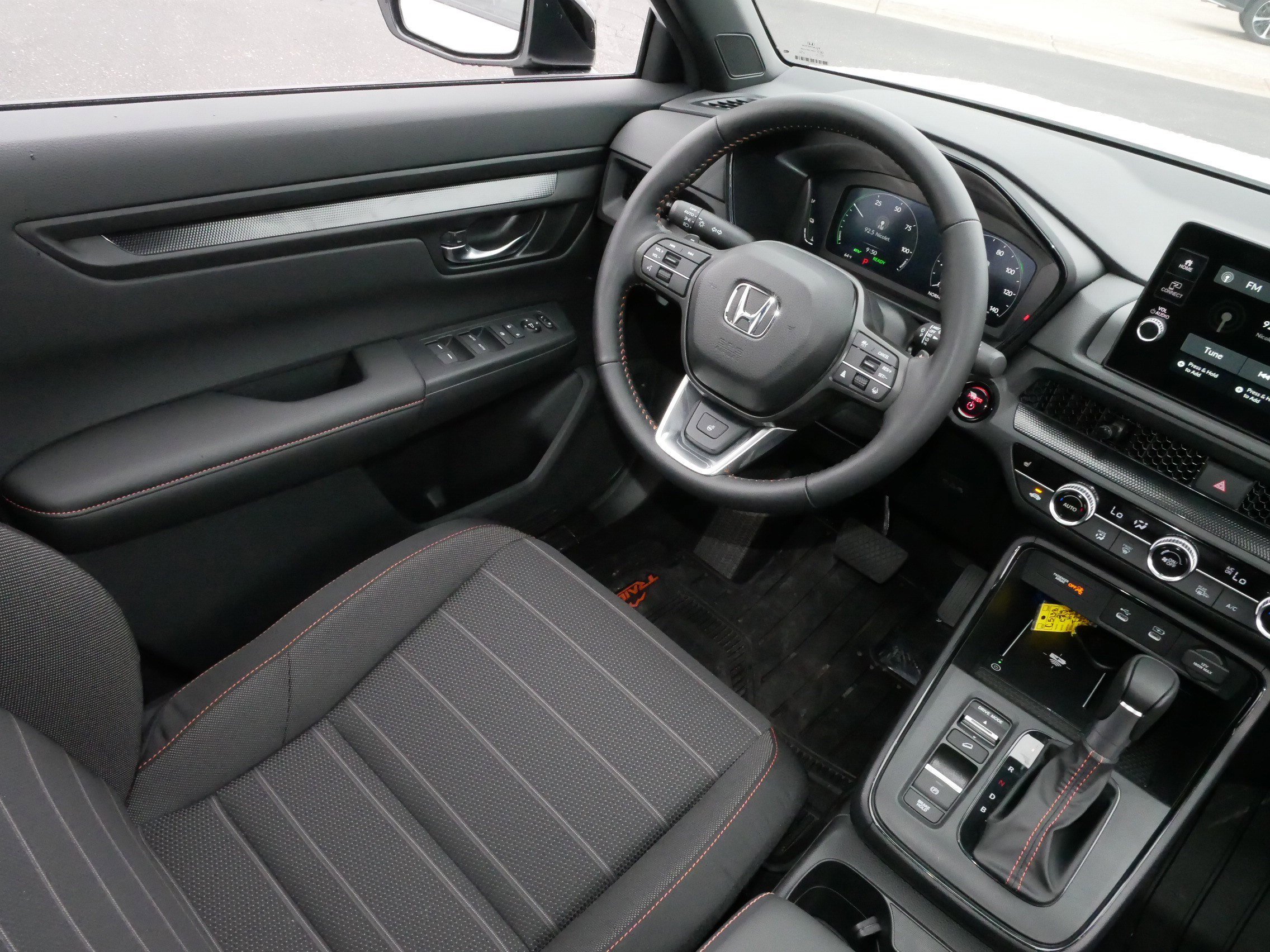 Certified 2026 Honda CR-V TrailSport image 9
