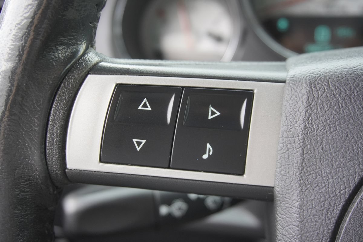 Used 2009 Dodge Challenger SRT8 RWD image 15