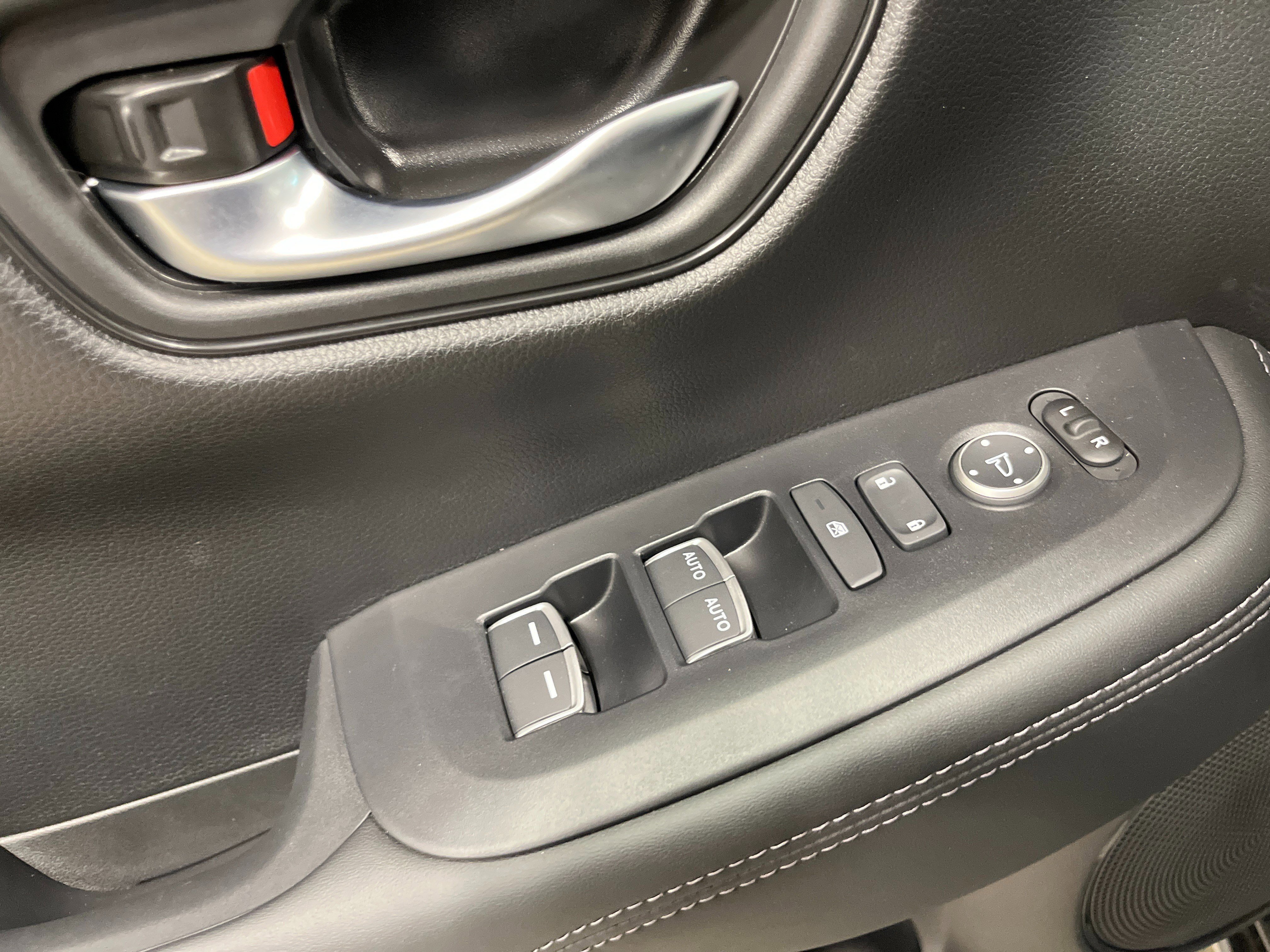 New 2026 Honda HR-V EX-L image 18