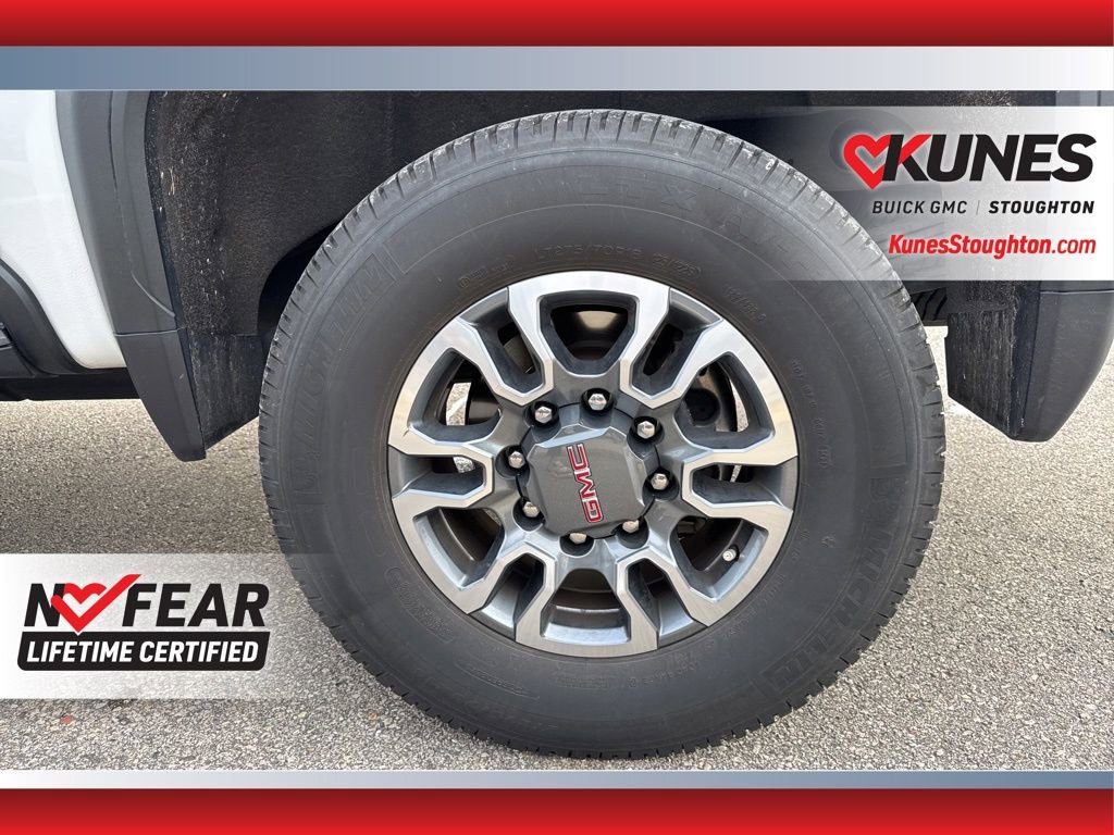 Used 2021 GMC Sierra 2500 SLT w/ X31 Off-Road Package image 18