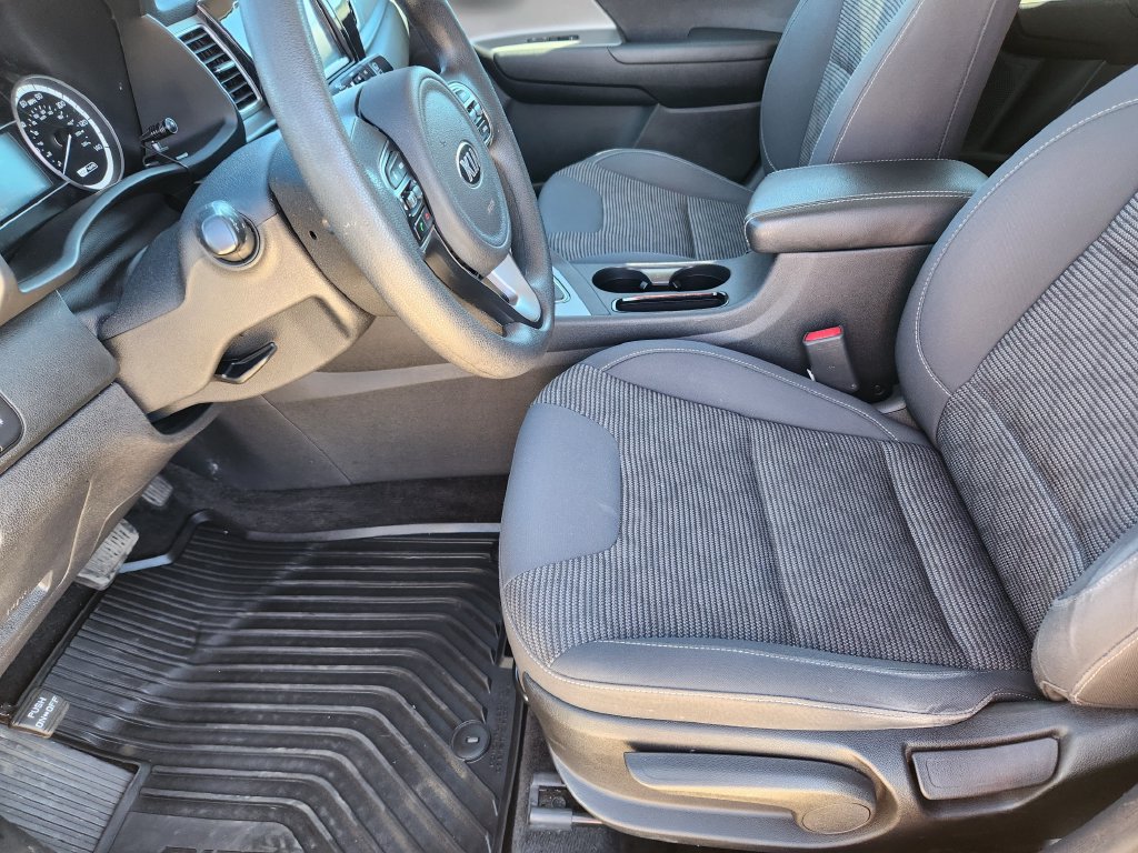 Used 2019 Kia Niro LX FWD image 14