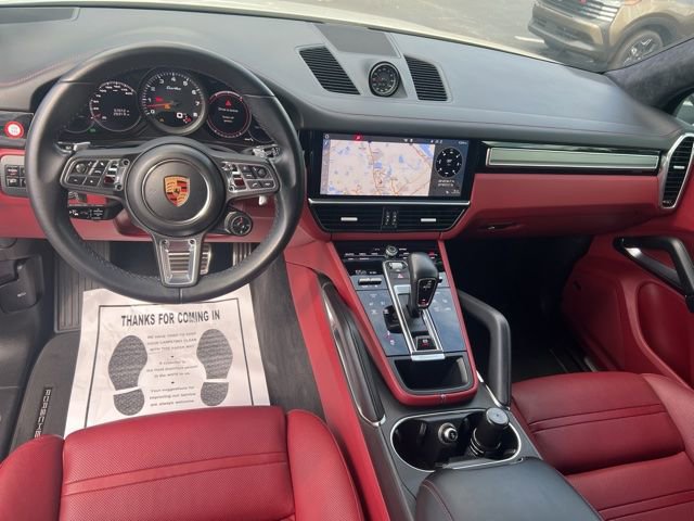 Used 2019 Porsche Cayenne Turbo AWD/4WD image 16