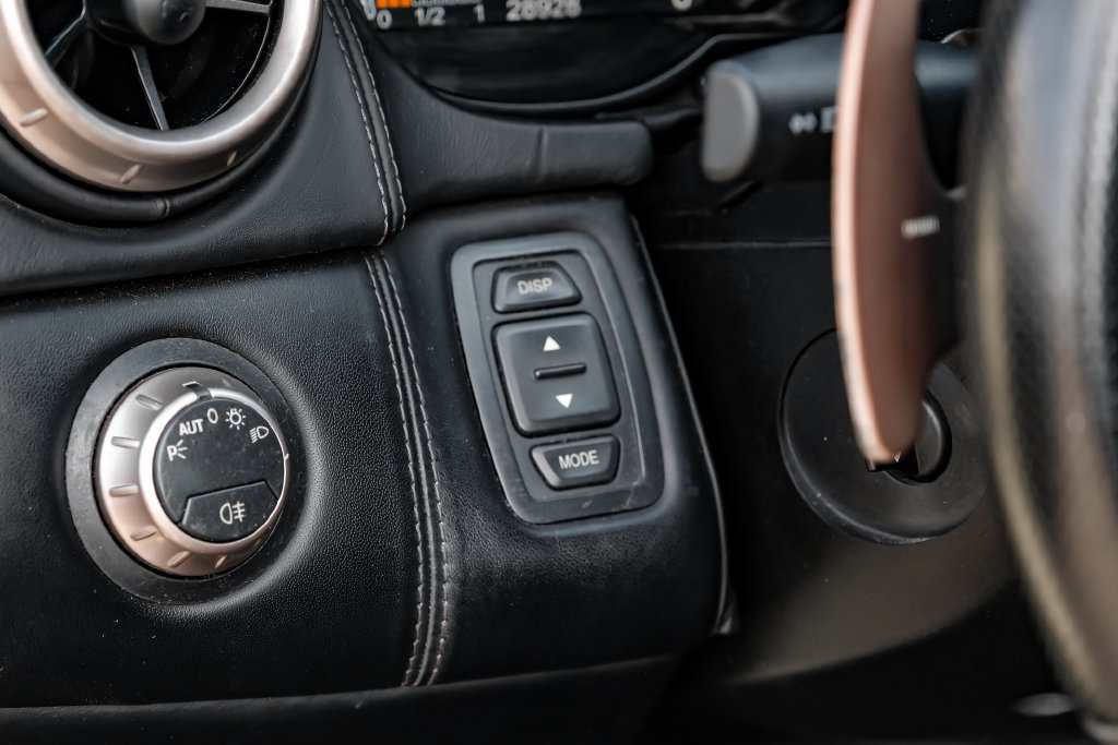 Used 2014 Ferrari California RWD image 18