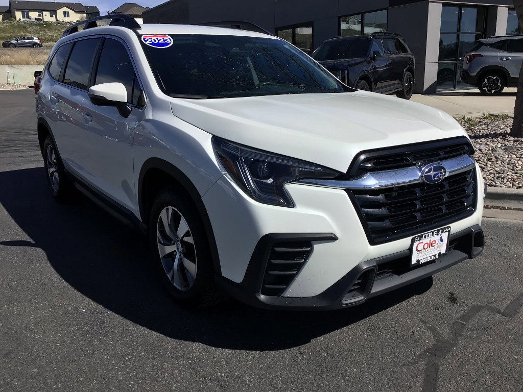 Used 2023 Subaru Ascent Premium w/ Convenience Package
