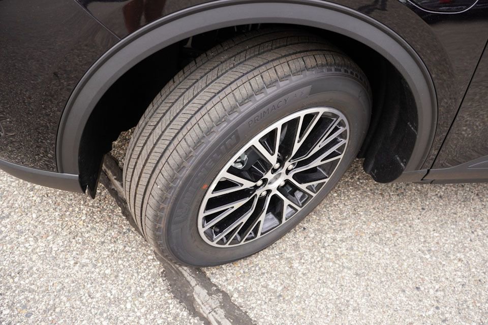 New 2026 Ford Escape SE w/ Class II Trailer Tow Package image 9