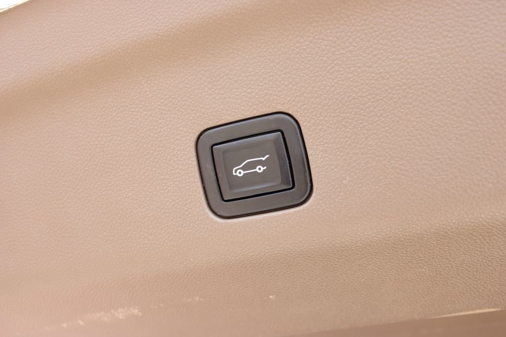 Certified 2022 GMC Yukon Denali AWD/4WD image 44