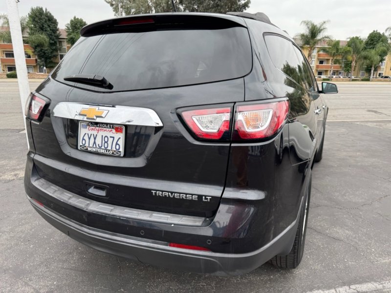 Used 2013 Chevrolet Traverse LT image 8