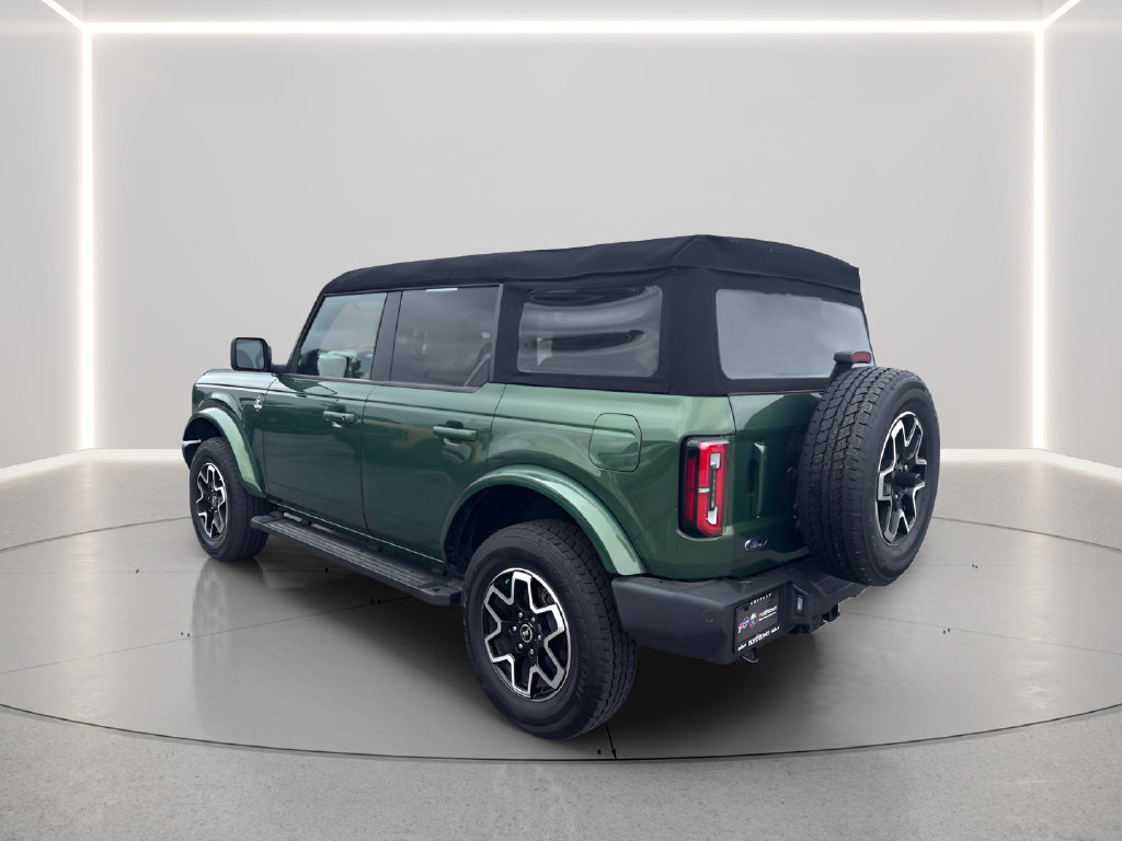 Used 2024 Ford Bronco Outer Banks AWD/4WD image 8