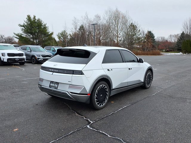 Used 2024 Hyundai Ioniq 5 Limited image 8