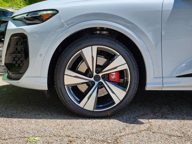 New 2026 Audi SQ5 Premium Plus AWD/4WD image 8