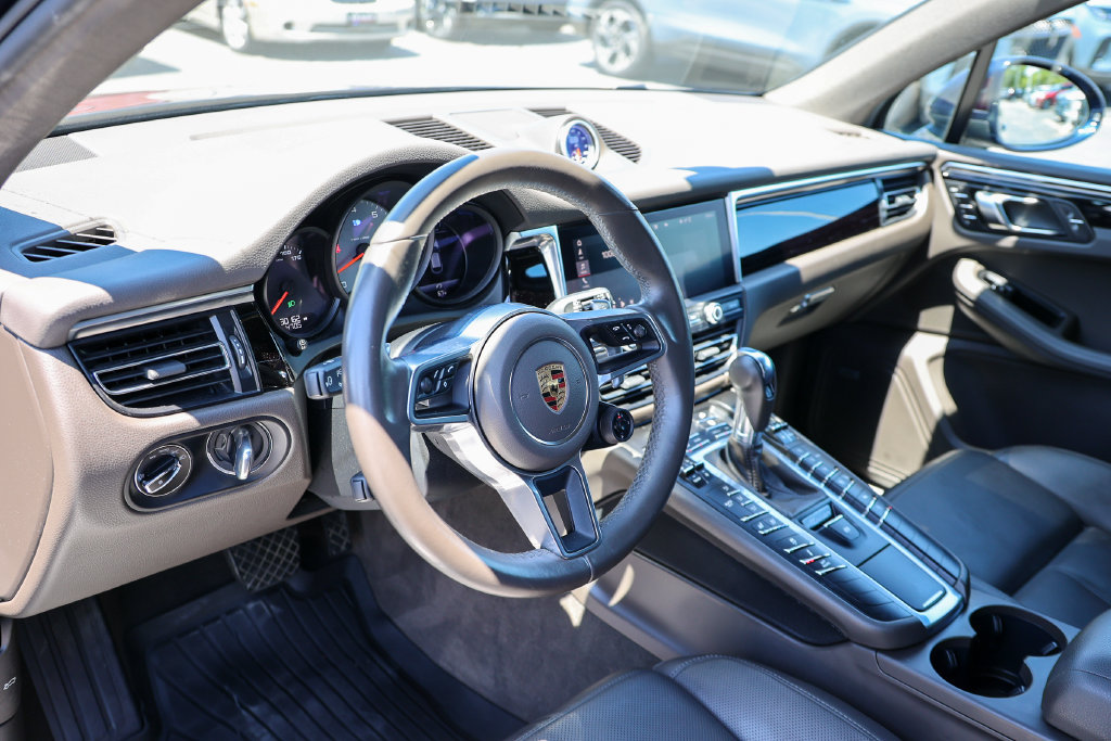 Used 2019 Porsche Macan S AWD/4WD image 32