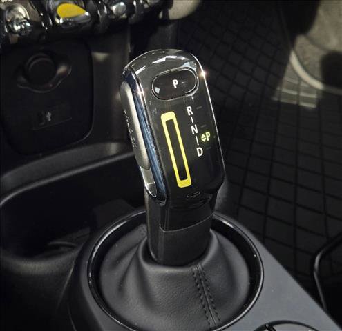 Used 2022 MINI Cooper SE image 15