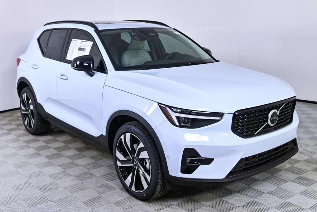 New 2026 Volvo XC40 B5 Ultra w/ Climate Package image 26