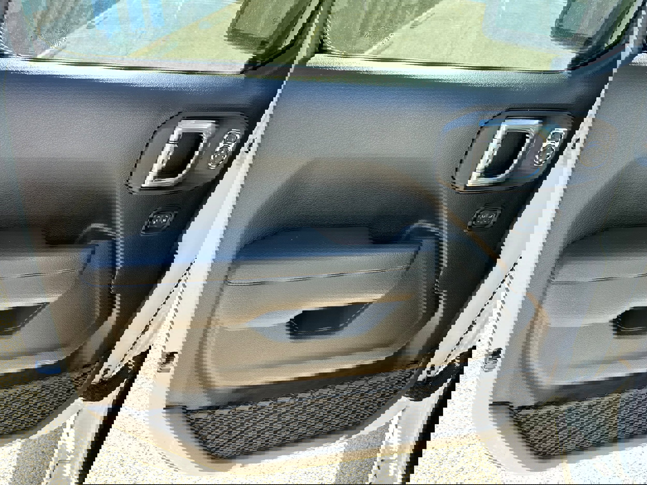 Used 2024 Jeep Wrangler Sport S image 12