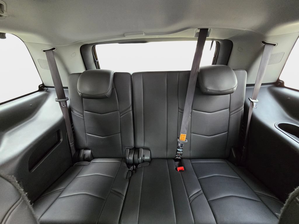 Used 2016 Cadillac Escalade Luxury AWD/4WD image 18