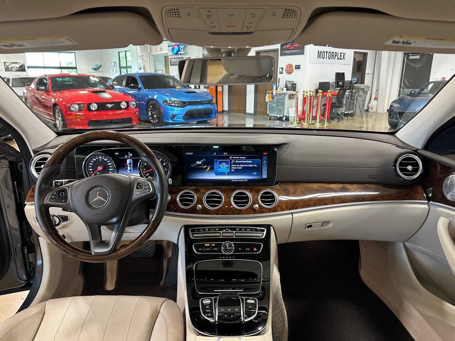 Used 2017 Mercedes-Benz E 300 image 16