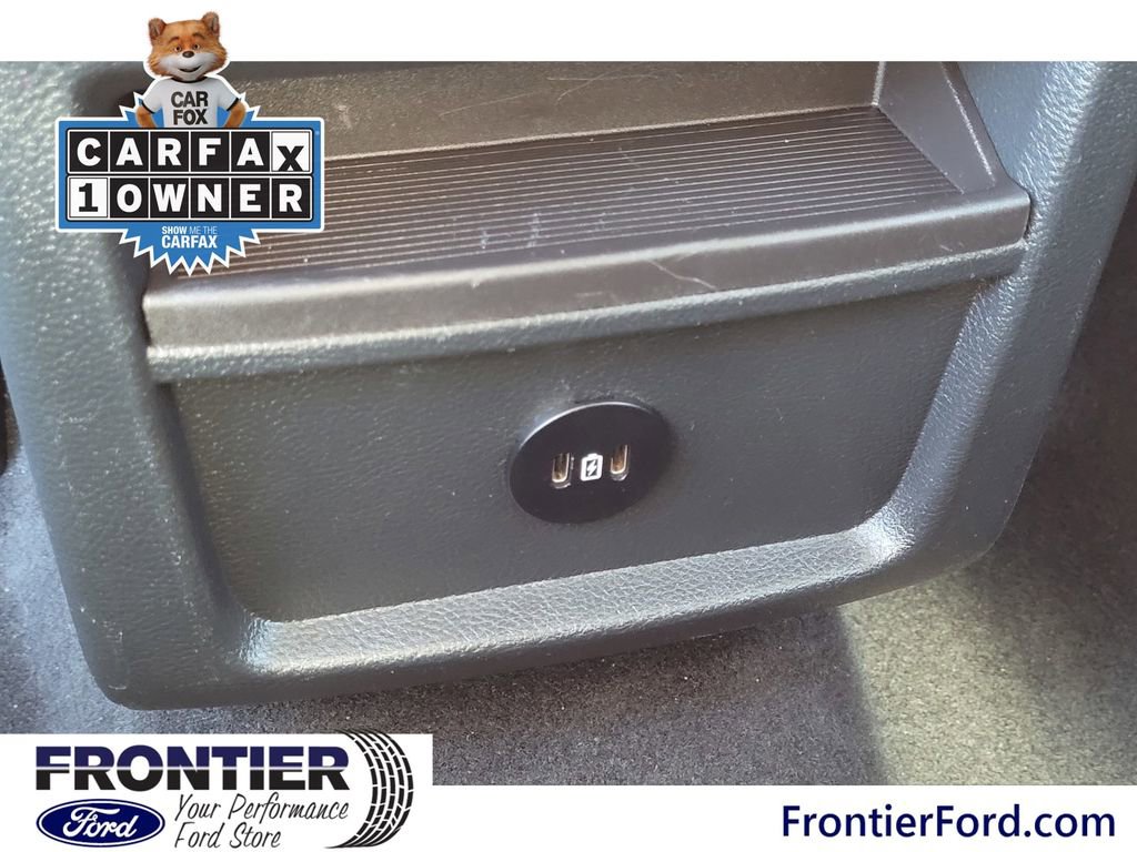 Used 2024 Ford Edge SEL image 10