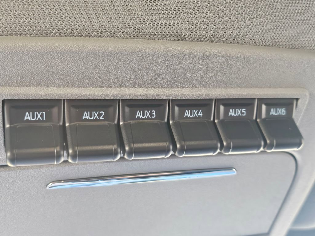 New 2026 Ford F250 Lariat w/ Black Appearance Package image 18