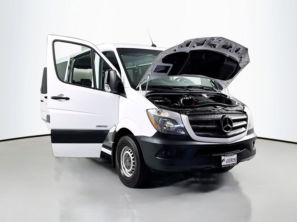 Used 2016 Mercedes-Benz Sprinter 2500 image 18