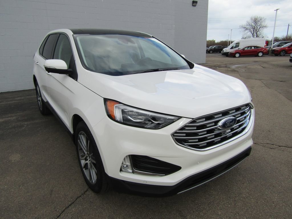 Used 2024 Ford Edge Titanium w/ Equipment Group 301A AWD/4WD image 11