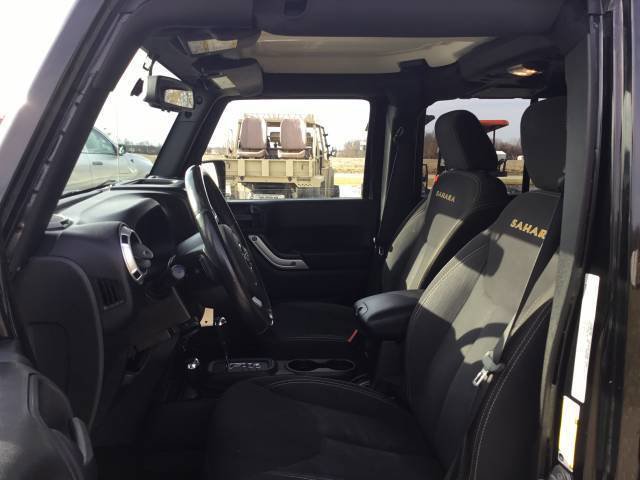 Used 2015 Jeep Wrangler Unlimited Sahara image 14