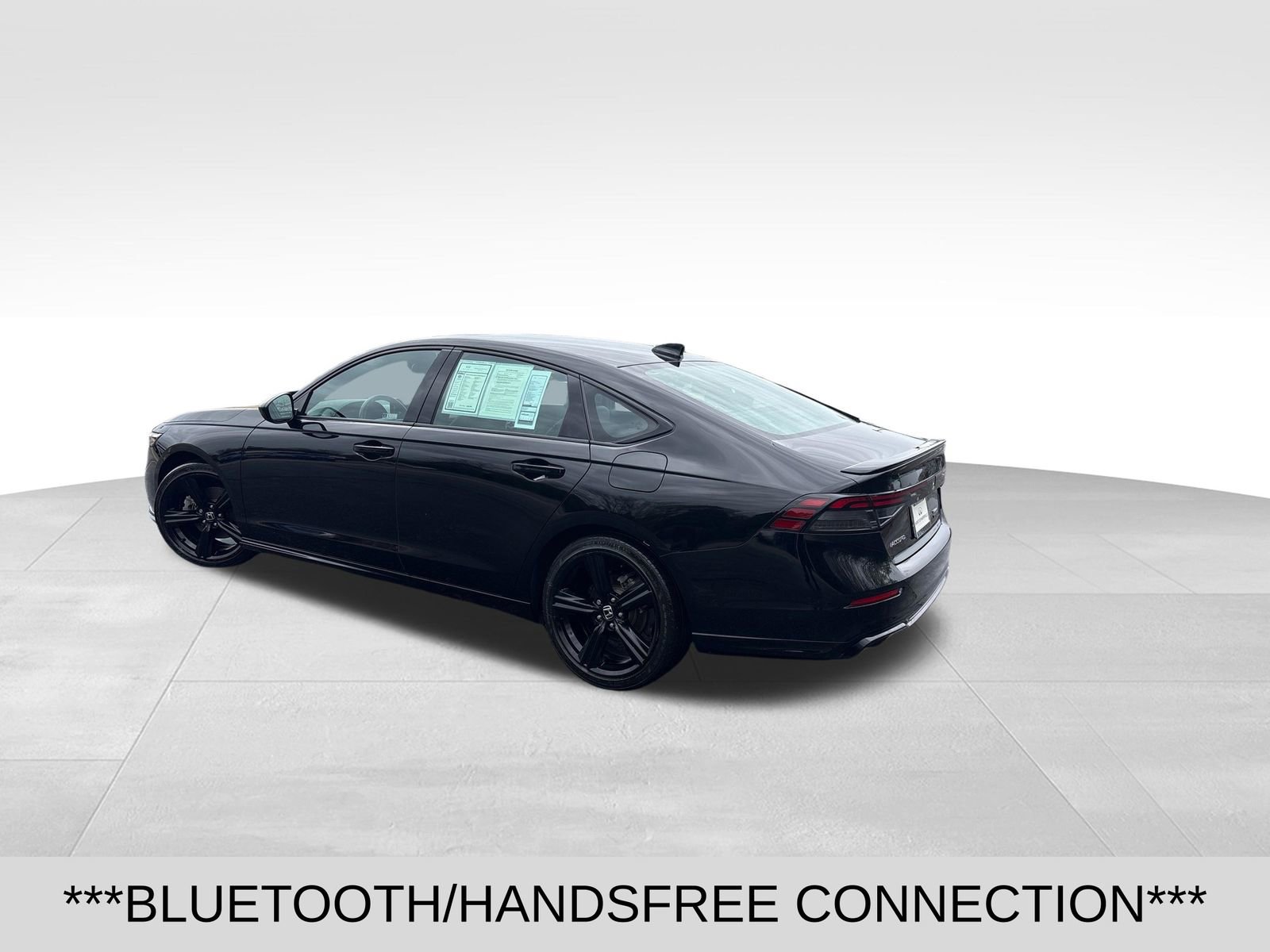 Used 2023 Honda Accord Sport image 3