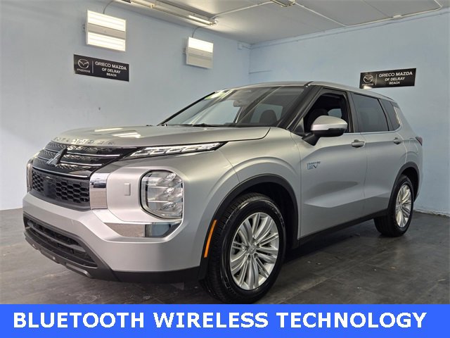 Used 2025 Mitsubishi Outlander ES image 4