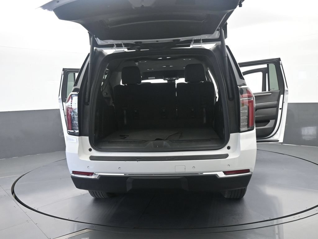 Used 2025 Chevrolet Suburban LT RWD image 81