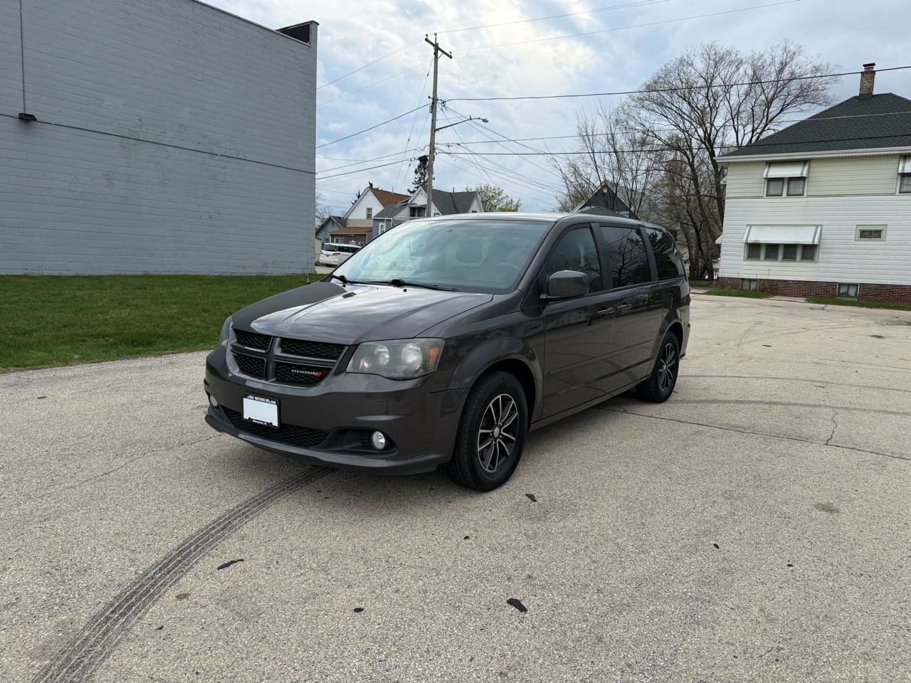 Used 2017 Dodge Grand Caravan GT w/ Safety Sphere Group FWD image 3