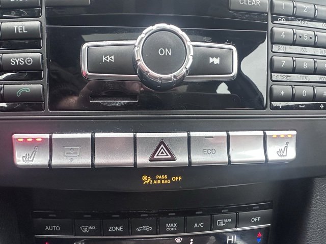 Used 2014 Mercedes-Benz E 350 4MATIC Sedan image 25