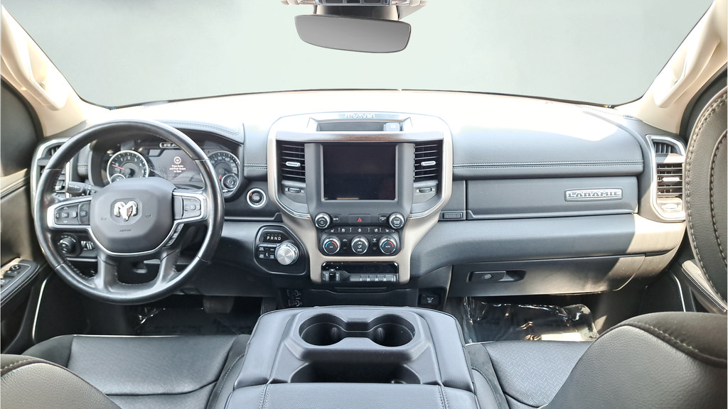 Used 2021 RAM 1500 Laramie AWD/4WD image 17