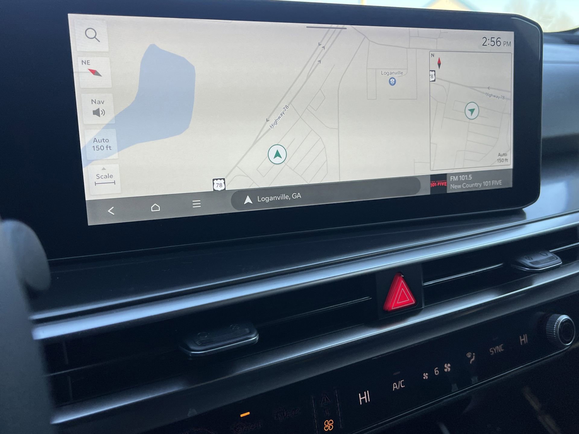 Used 2025 Kia Sorento S w/ Panoramic Sunroof Package image 7