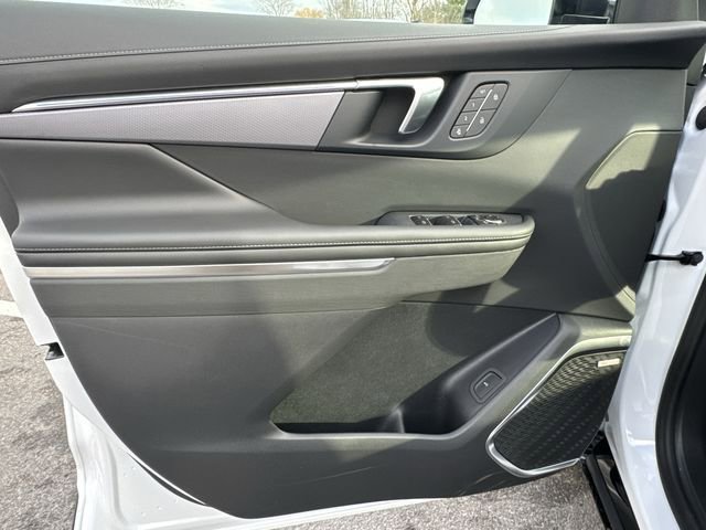 New 2026 Buick Enclave Sport Touring w/ Power Package image 23