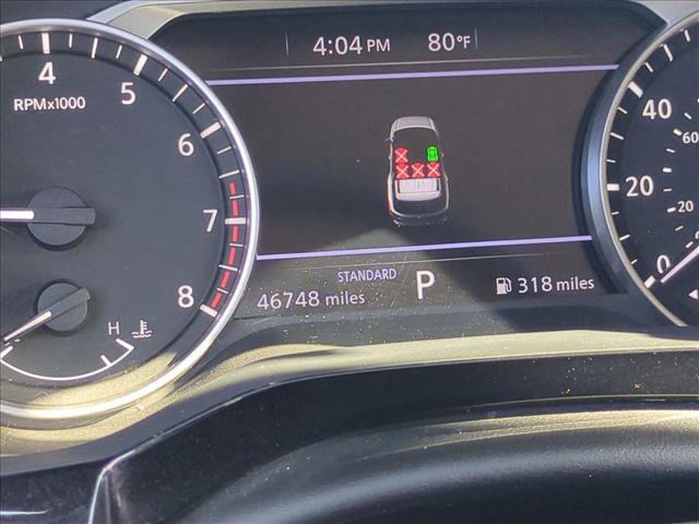 Used 2022 Nissan Pathfinder SV w/ SV Premium Package FWD image 11