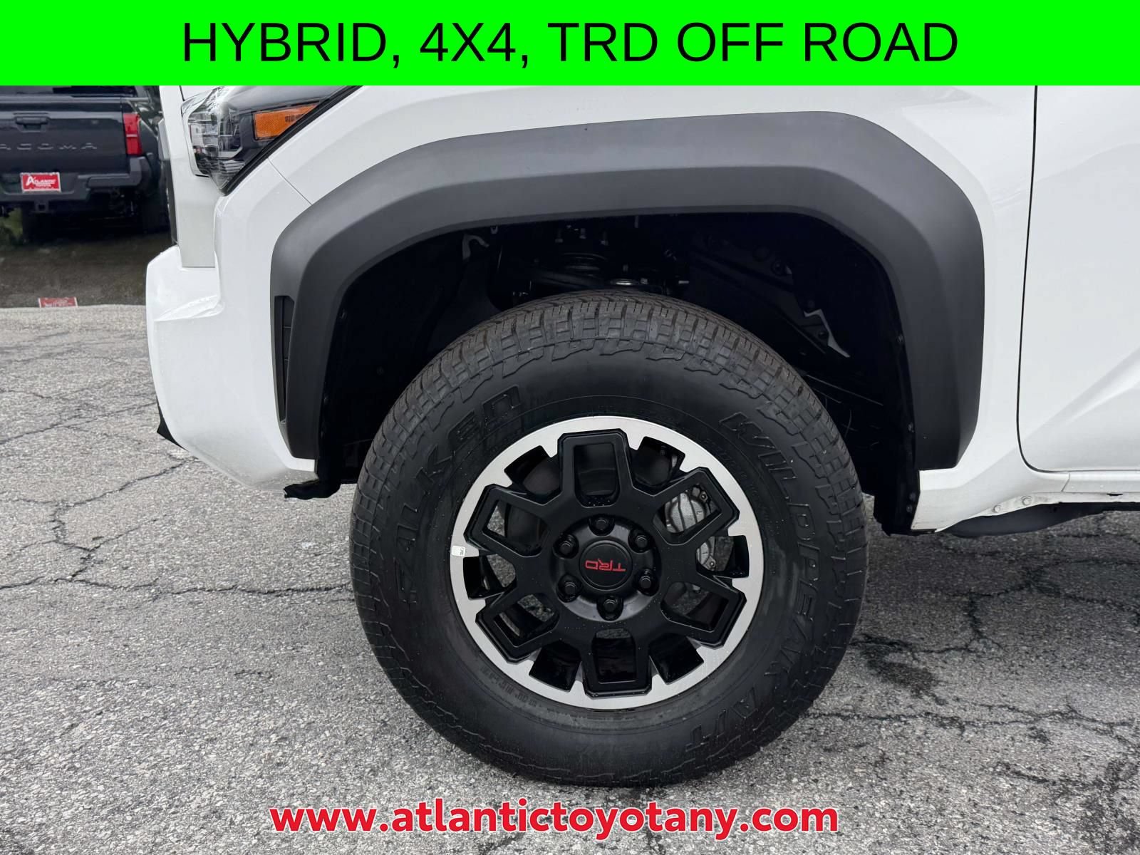 Used 2025 Toyota Tacoma TRD Off-Road AWD/4WD image 11