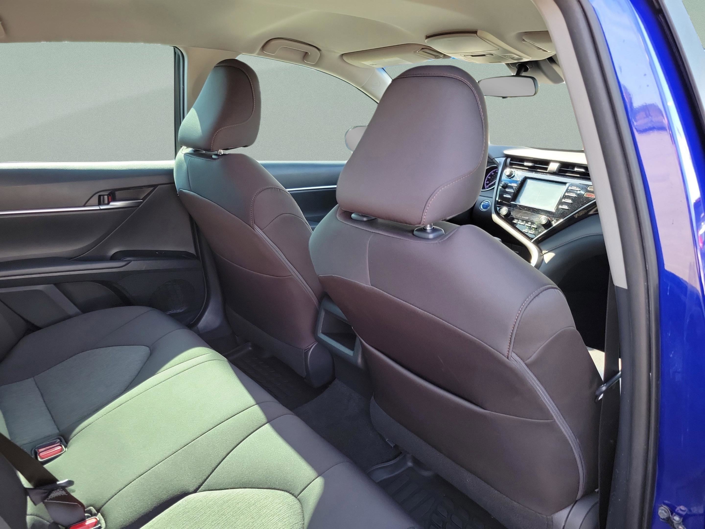 Used 2018 Toyota Camry LE image 24