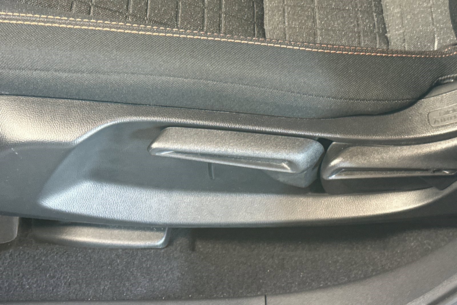 Used 2024 Honda HR-V Sport image 14