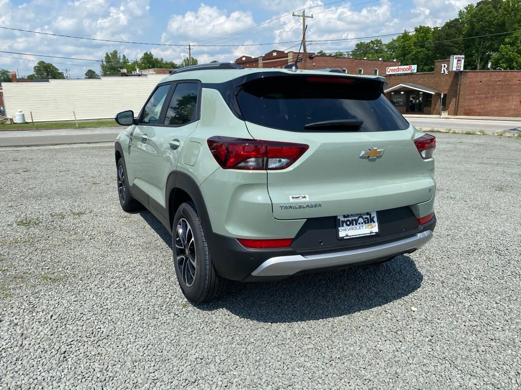 New 2025 Chevrolet TrailBlazer LT w/ Convenience Package FWD image 5