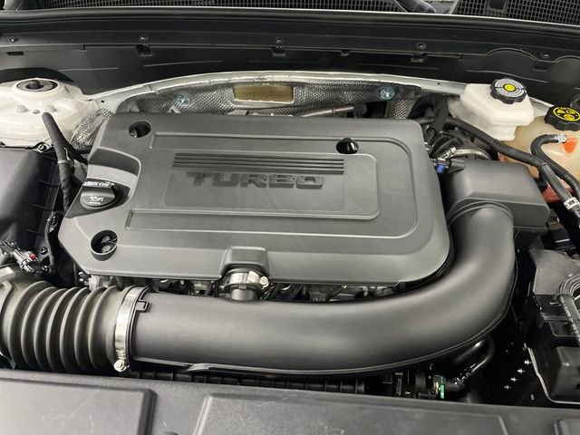 Used 2023 Buick Envision Essence w/ Sport Touring Package image 35