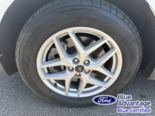 Certified 2024 Ford Edge SEL image 10