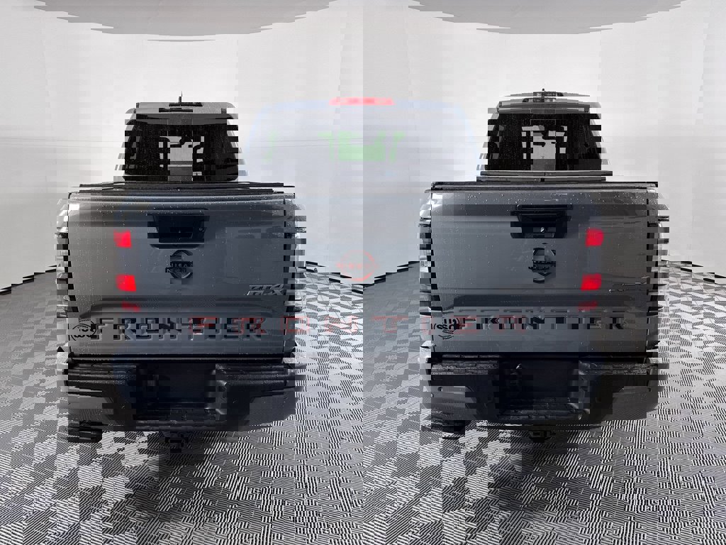 Used 2023 Nissan Frontier PRO-4X w/ Pro Convenience Package image 7