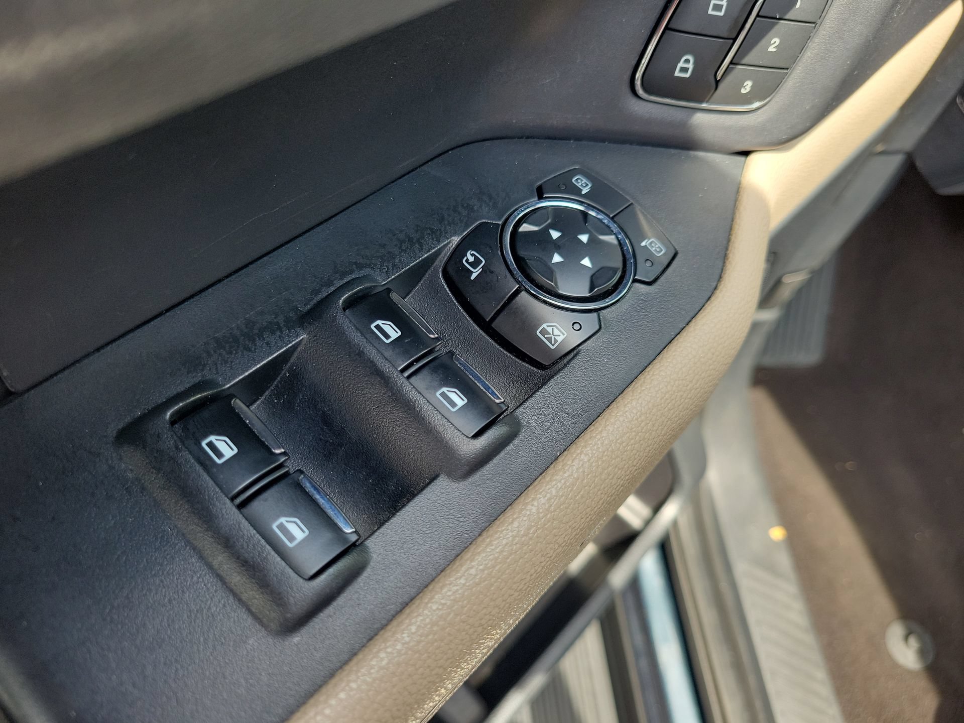 Used 2023 Ford Expedition Limited RWD image 20