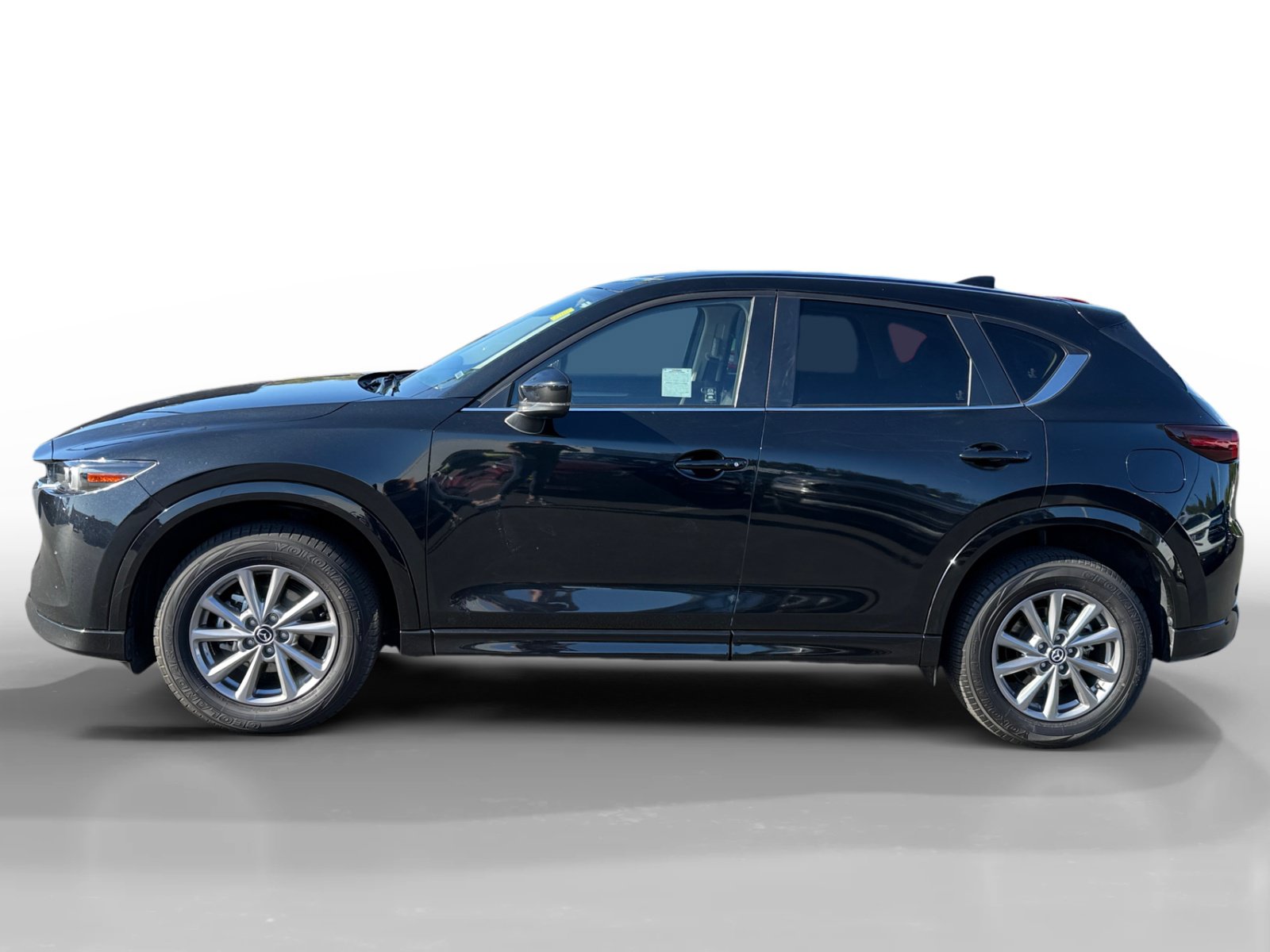 Used 2025 MAZDA CX-5 AWD 2.5 S w/ Preferred Package image 2