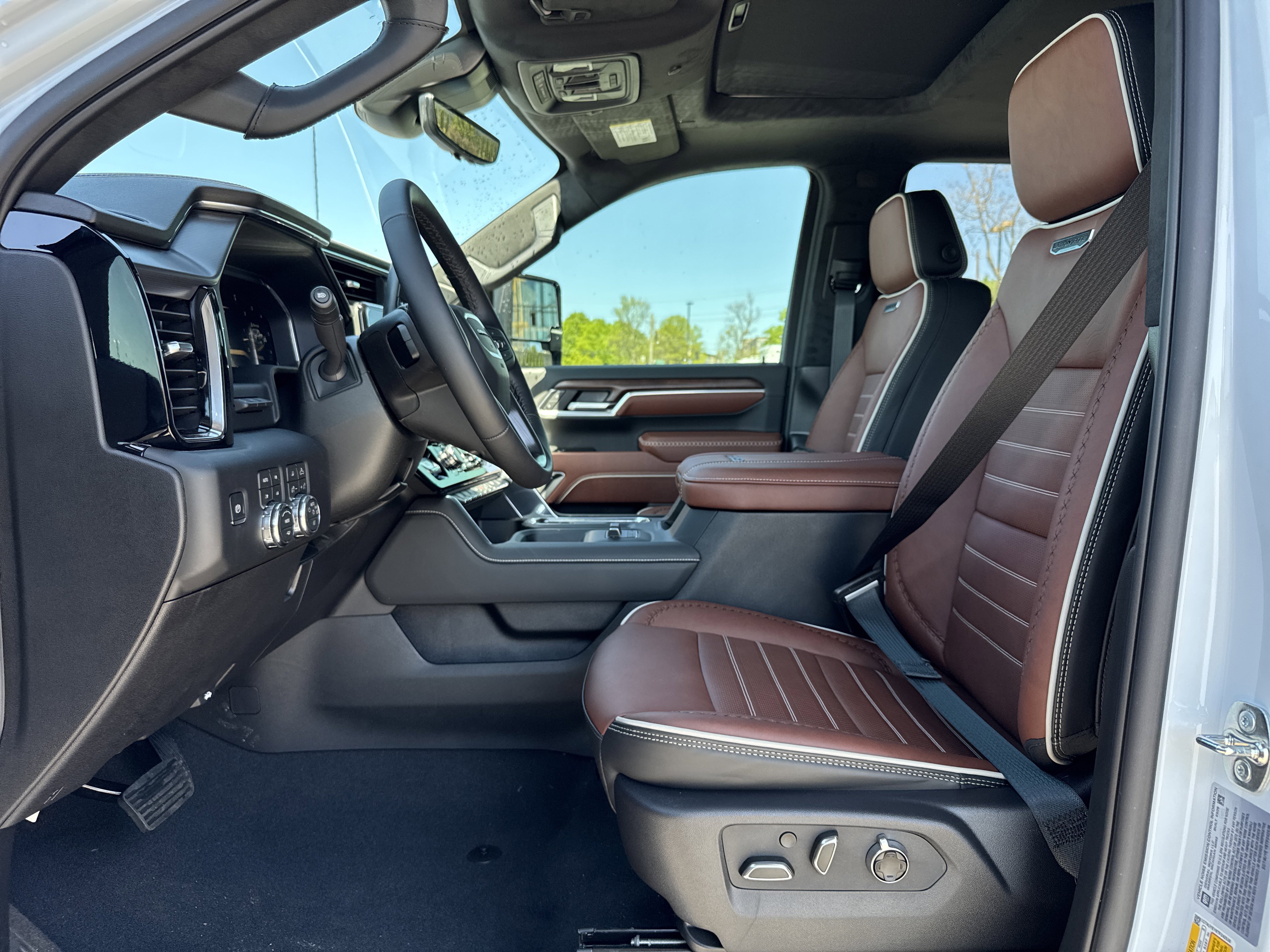 New 2026 GMC Sierra 3500 Denali Ultimate image 16