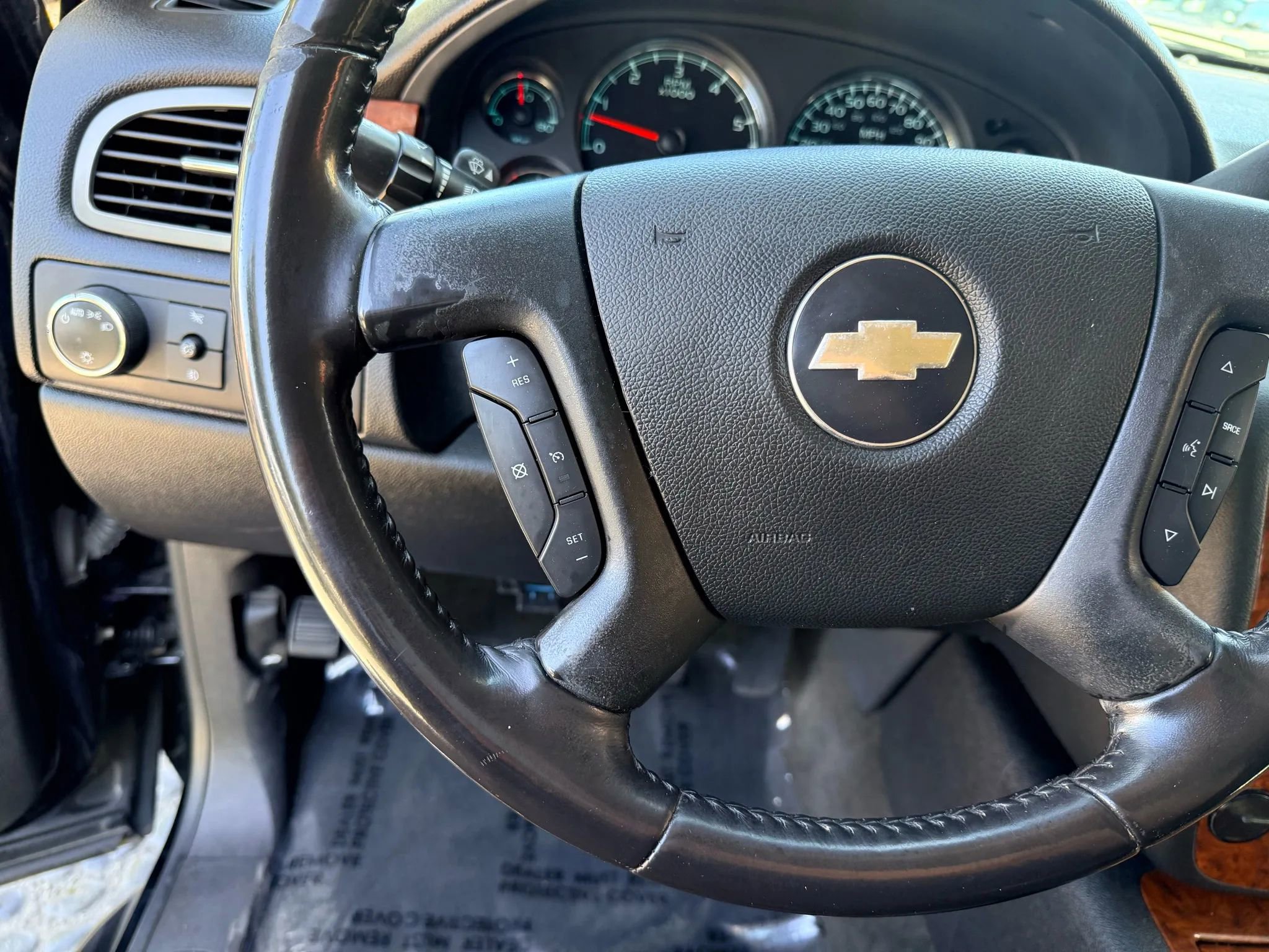 Used 2008 Chevrolet Avalanche LTZ w/ LTZ Preferred Equipment Group image 24
