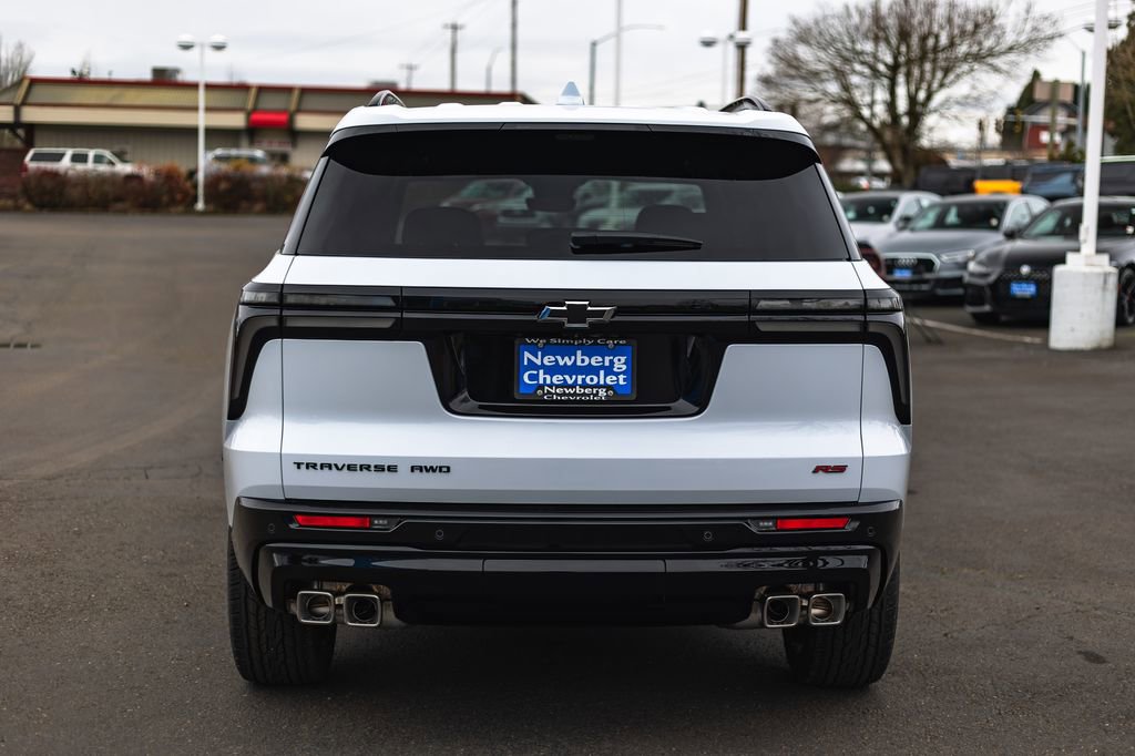 New 2026 Chevrolet Traverse RS w/ LPO, Floor Liner Package image 9