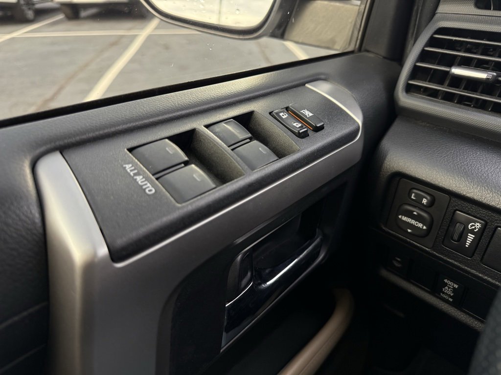 Used 2016 Toyota 4Runner SR5 image 12