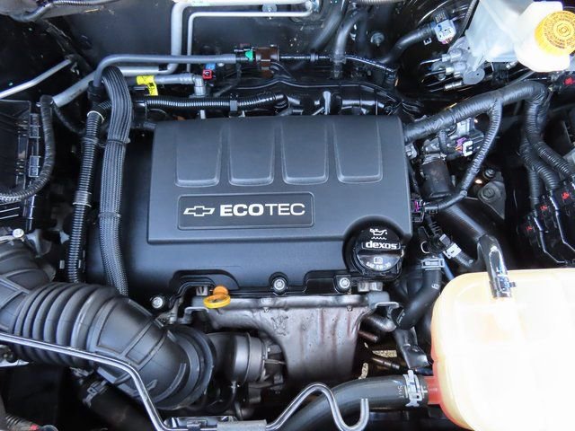 Used 2019 Chevrolet Trax LT w/ Driver Confidence Package FWD image 39