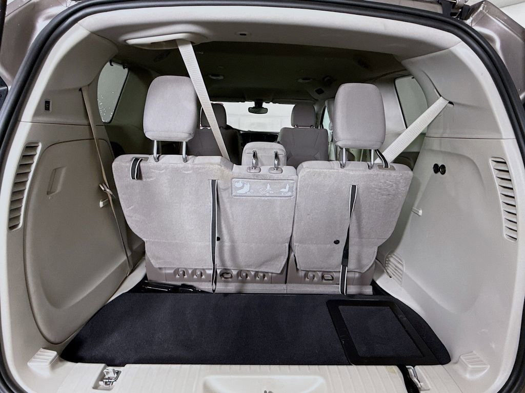 Used 2017 Chrysler Pacifica Touring Plus image 27