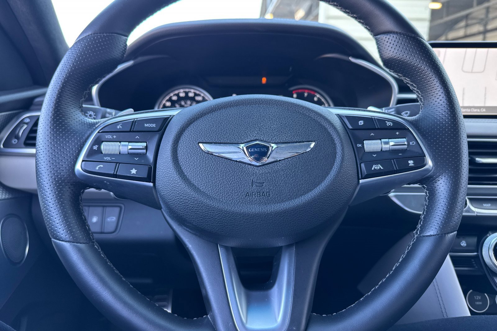 Used 2022 Genesis G70 3.3T image 32